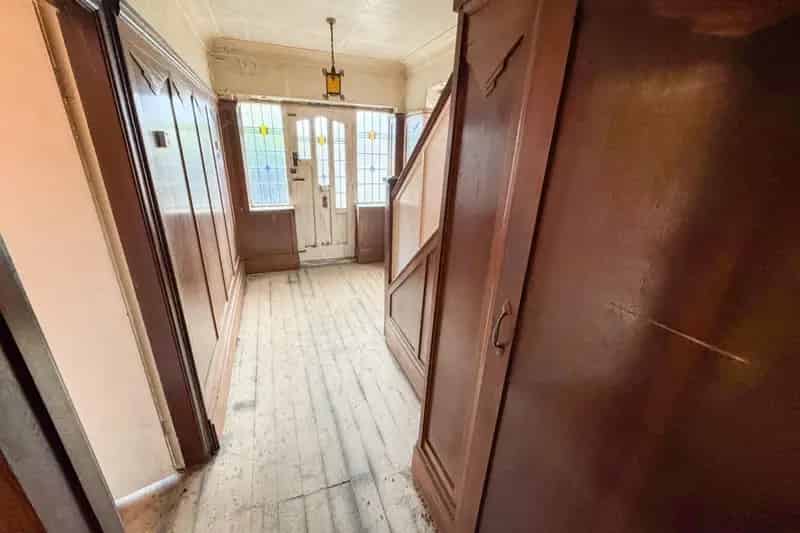 3 Bedroom House For Sale - Alwoodley - Renovation Project