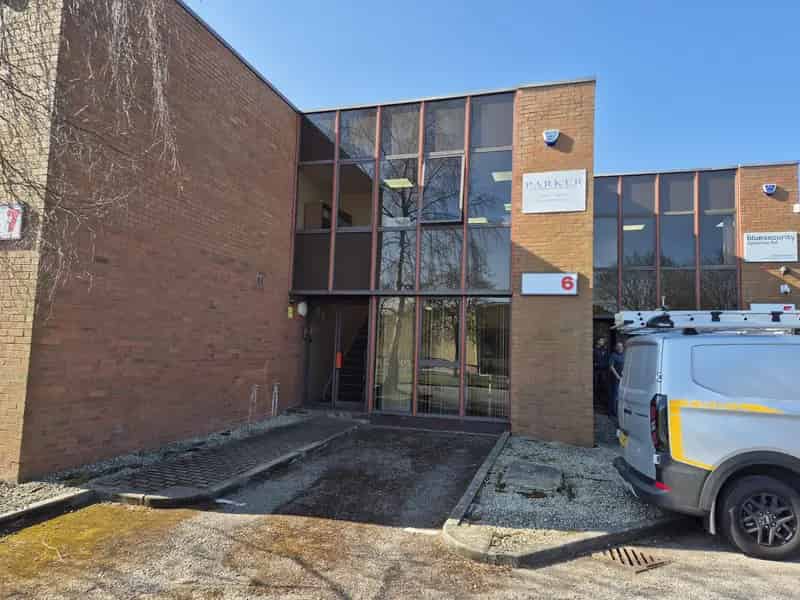 Westerham Trade Counter Unit First Floor Offices Parking