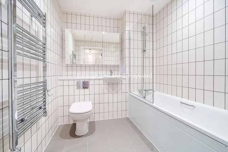 Flat For Rent , London, England