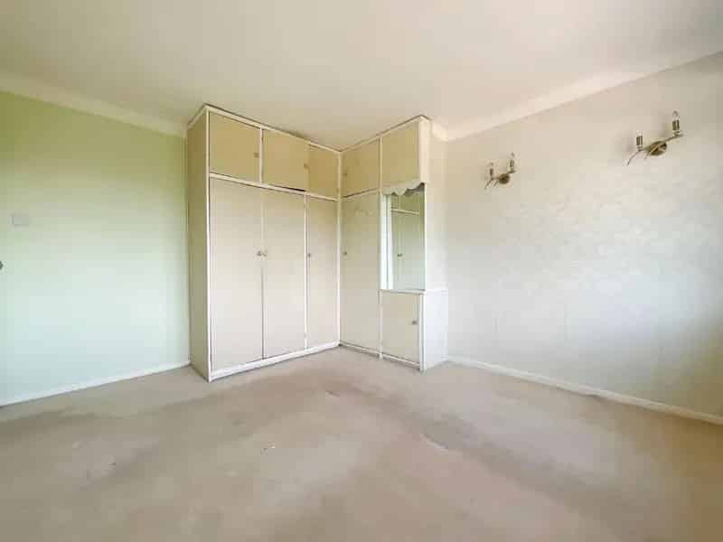 3 Bed Extended Family Home For Sale