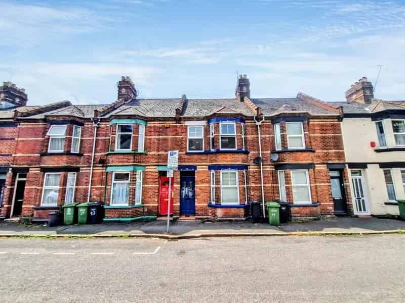3 Bedroom Terraced House For Sale Newly Renovated