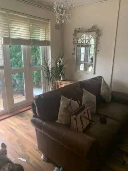 1 Bed Flat Hackney Garden Parking RTB Reduction