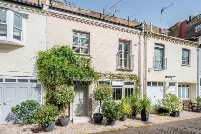 Terraced house to rent in Petersham Mews, South Kensington, London SW7