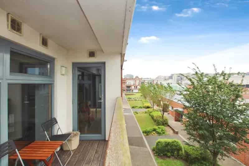 1 Bedroom Furnished Apartment Bristol City Centre