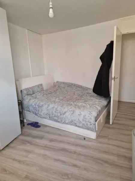 Flat For Rent in Milton Keynes, England