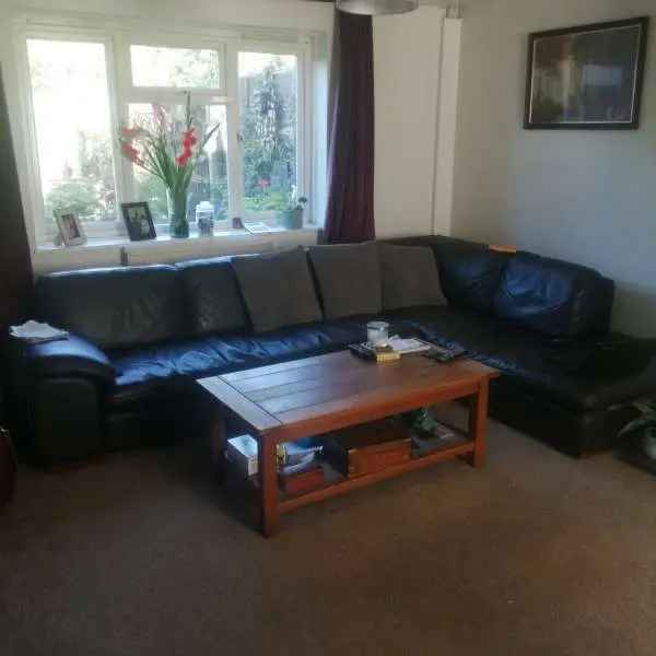 House For Rent in Epsom and Ewell, England