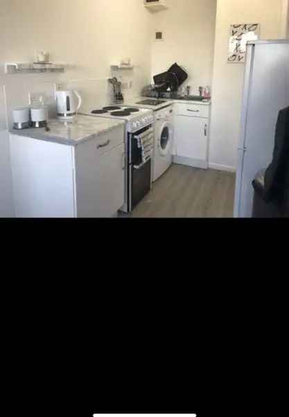 Flat For Rent in Coventry, England