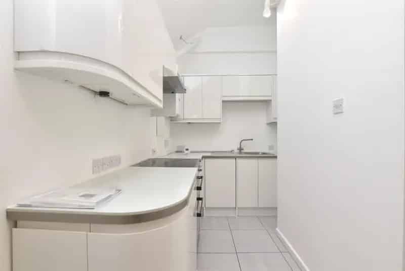 2 Bedroom Terraced House with Parking