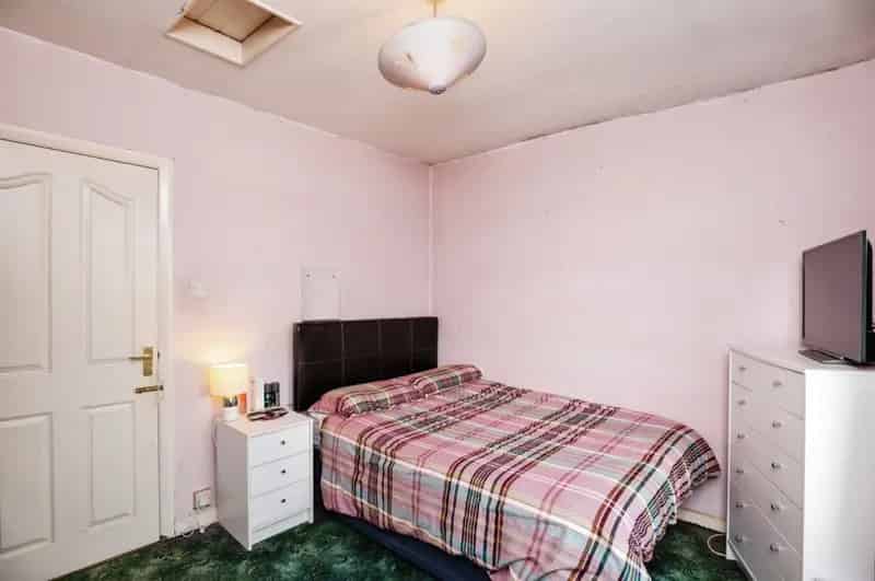Three Bedroom Family Home Near Barnards Green