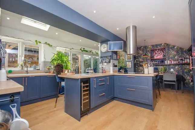 Cottage for sale in Mangotsfield Road, Mangotsfield, Bristol BS16