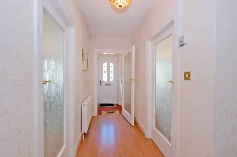 2 Public 3 Bedroom Semi Detached House Double Garage Aberdeen