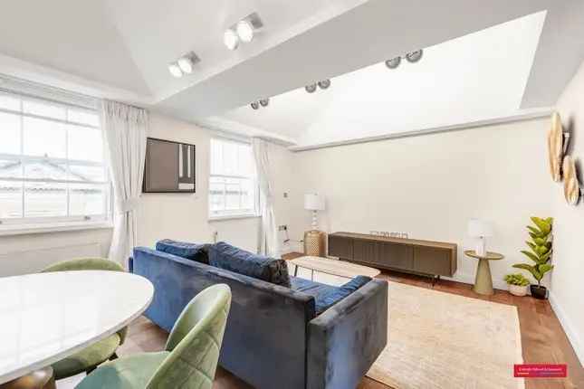 Flat to rent in Baker Street, London NW1