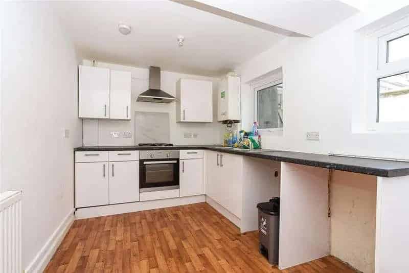2 Bed House for Sale in Caernarfon