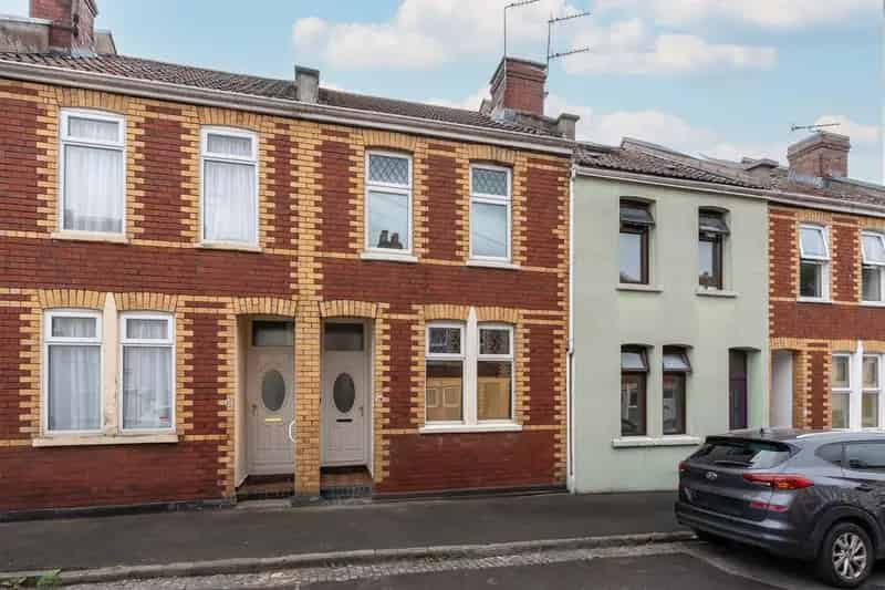 2 Bedroom Terraced House For Sale BS5 - Recently Refurbished