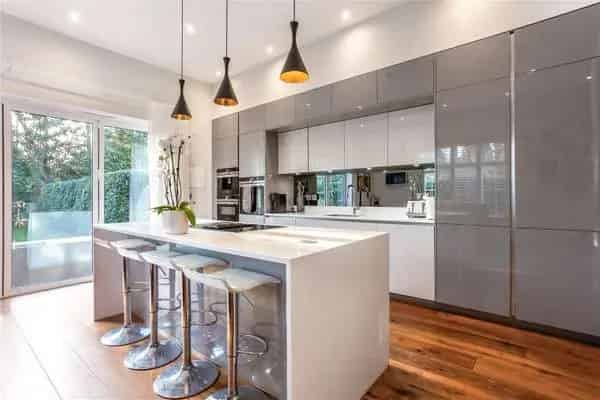 140 Chobham Road Sunningdale Family Home for Sale