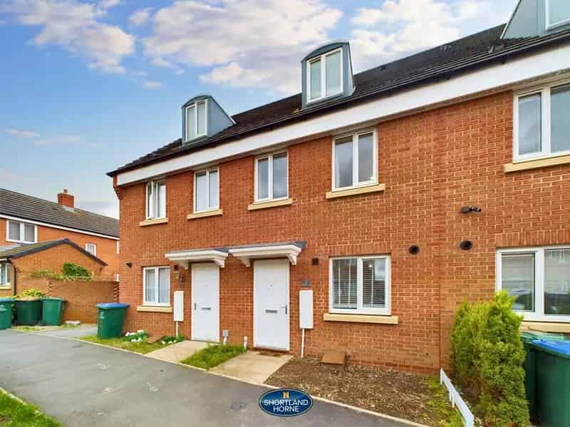 3 Bedroom Townhouse to Rent New Stoke