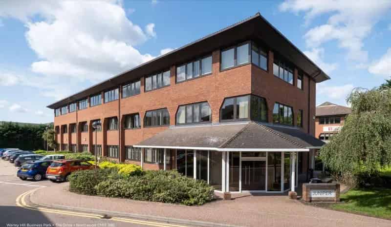5366 sq ft Office Suite To Let Warley Hill Business Park 19 Parking Spaces