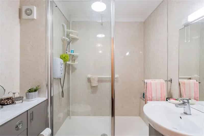 1 Bed Retirement Flat Roseburn Water of Leith