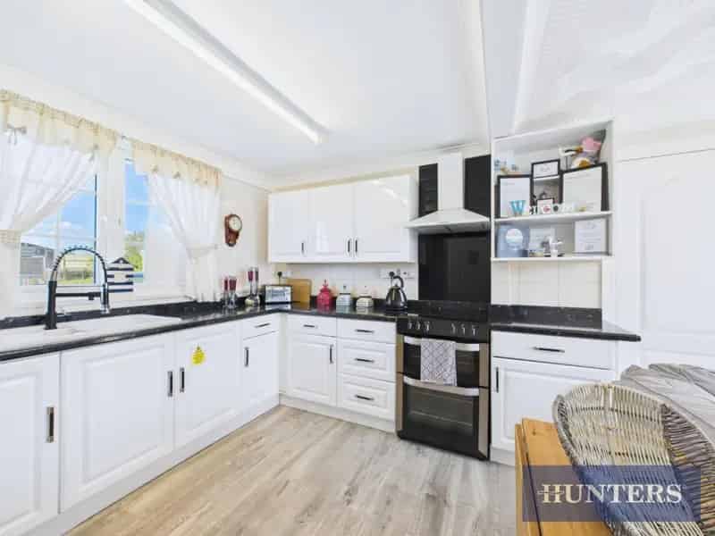 3 Bedroom Bungalow Near Beach - Family Home or Holiday Rental