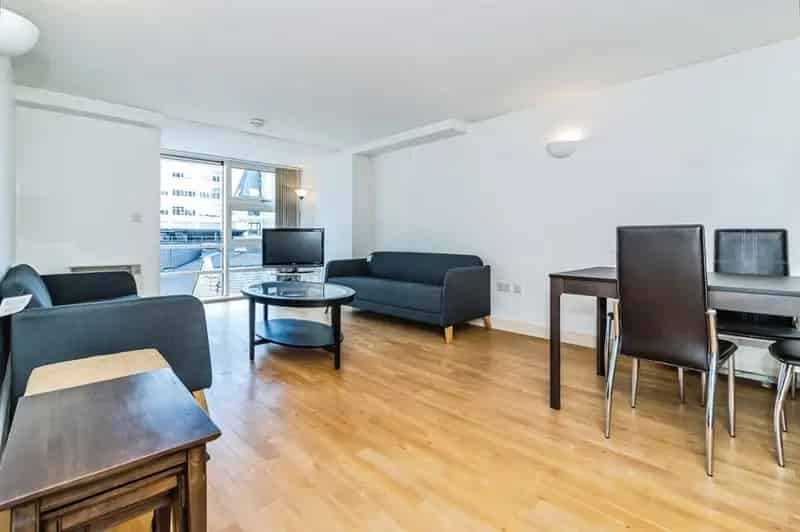 2 Bedroom Flat for Sale Manchester City Centre Parking Balcony