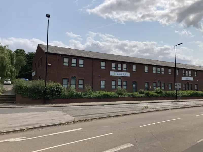 3 Office Suites Ample Parking Flexible Configurations