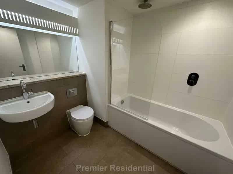 2 Bedroom Apartment Northern Quarter Warehouse Conversion