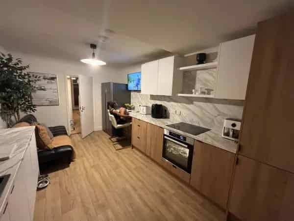 3 Bed Victorian House with Converted Living Room and Large Kitchen