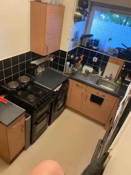 Flat For Rent in London, England