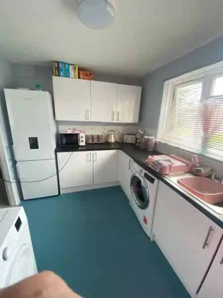 Ground Floor One Bed Flat Near Amenities