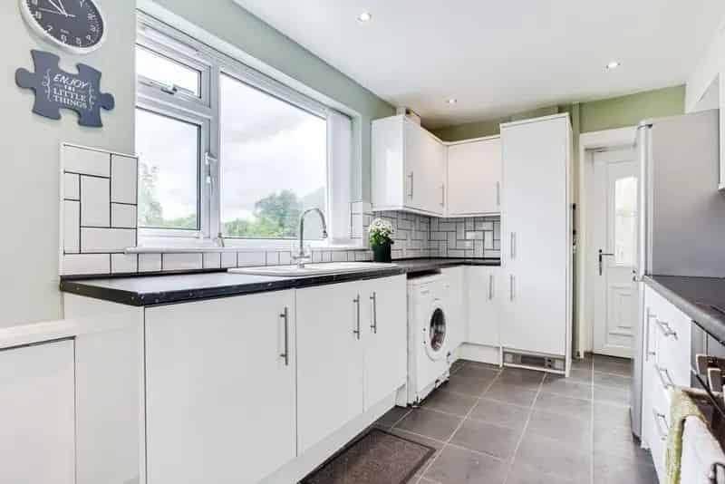 4 bedroom Semi Detached House for sale, Leeds, West Yorkshire, LS15