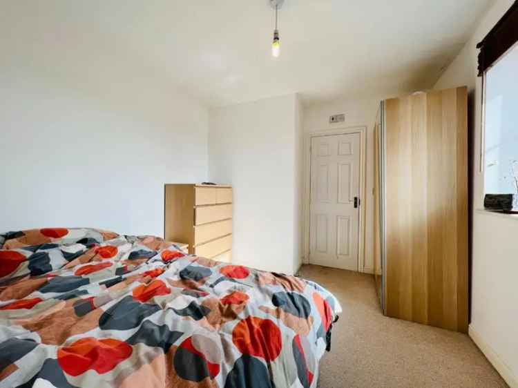 2 bedroom Flat
 For Sale