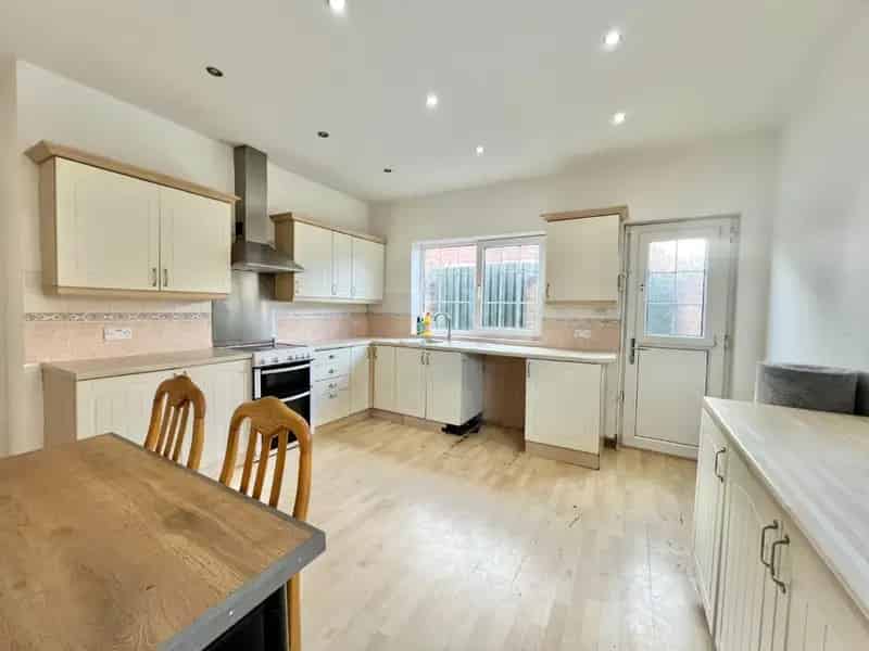 3 Bedroom Detached Bungalow For Sale Barnsley