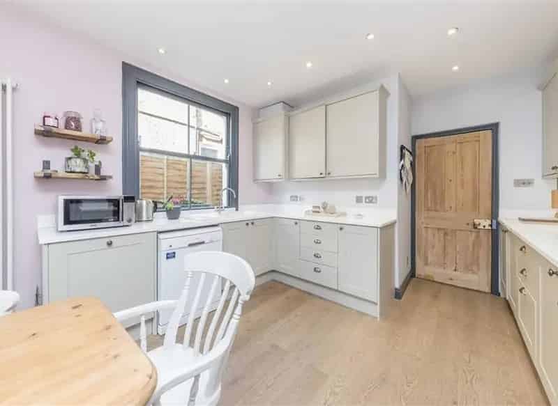 Victorian Maisonette High Standard Impressive Entertaining Space