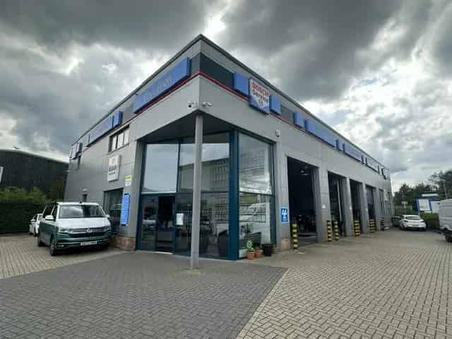 Industrial Unit with Workshop, Office & Ample Parking