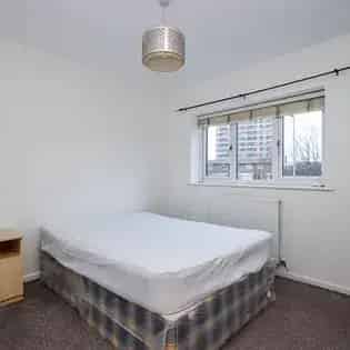 3 Bedroom Semi Detached House Manchester