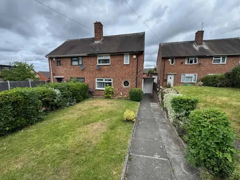 2 Bedroom Semi-Detached House For Sale