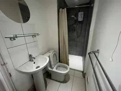 1 Room Flat 61 m² Cardiff - Studio Flat for Students Professionals