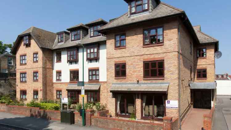 Westleigh Court Retirement Property London