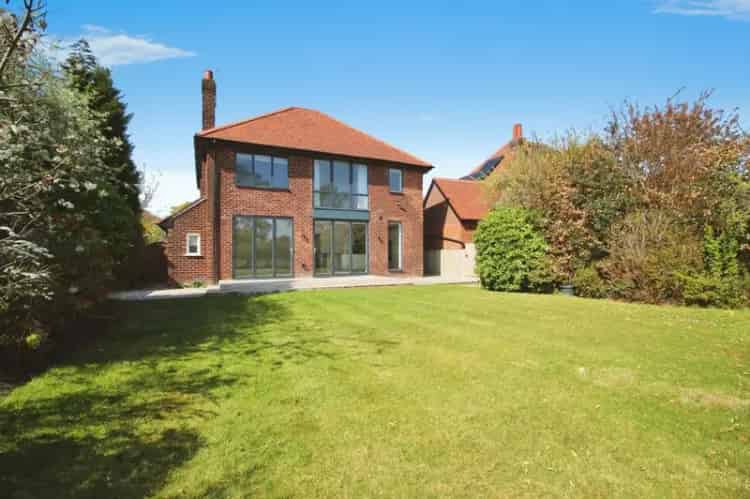 4 Bedroom Detached House for Rent Wilmslow Cheshire
