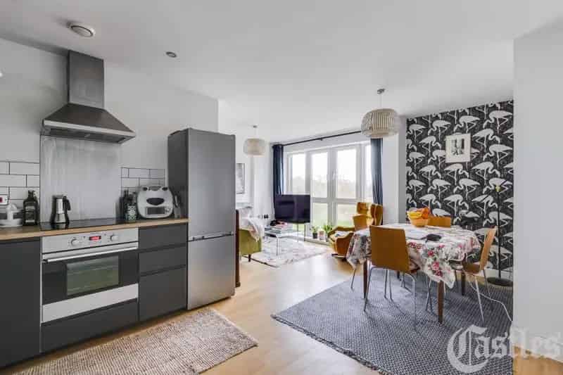 2 Bedroom Apartment House to Rent Near Clapton Overground Station
