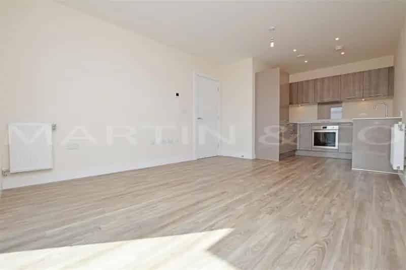 1 Bedroom Flat To Rent Available August 14 2025