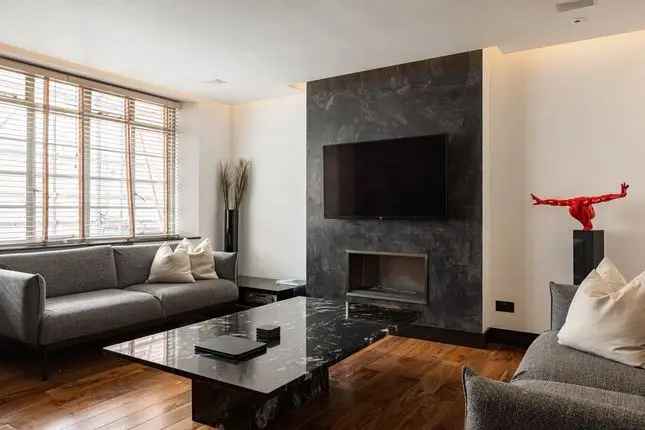 Flat to rent in Sloane Street, London SW1X