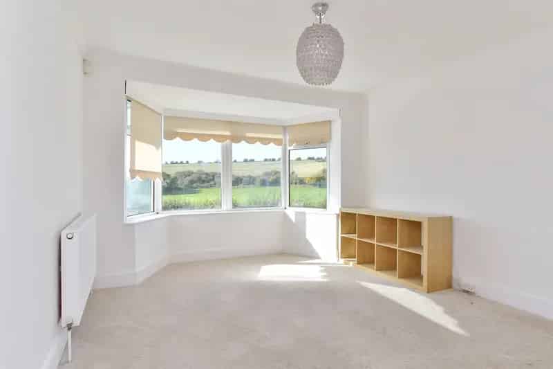 4 Bedroom Chalet Bungalow For Sale