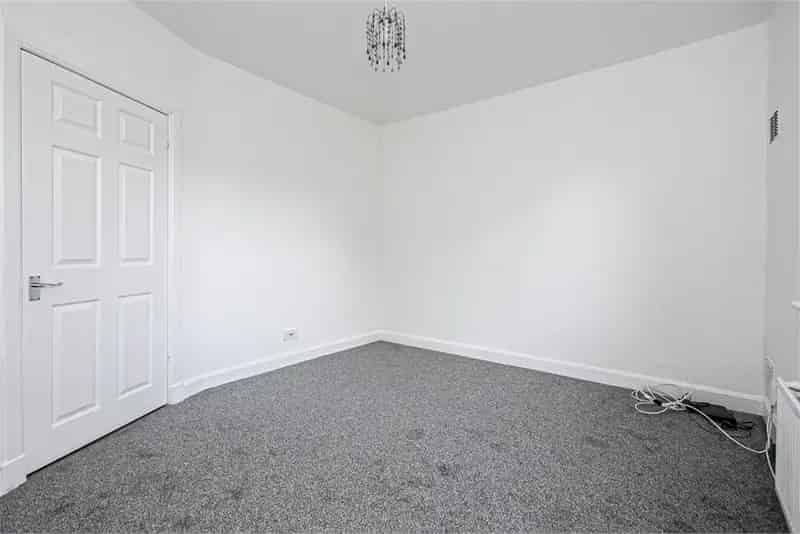 2 Bed Ground Floor Flat City Centre Apartment