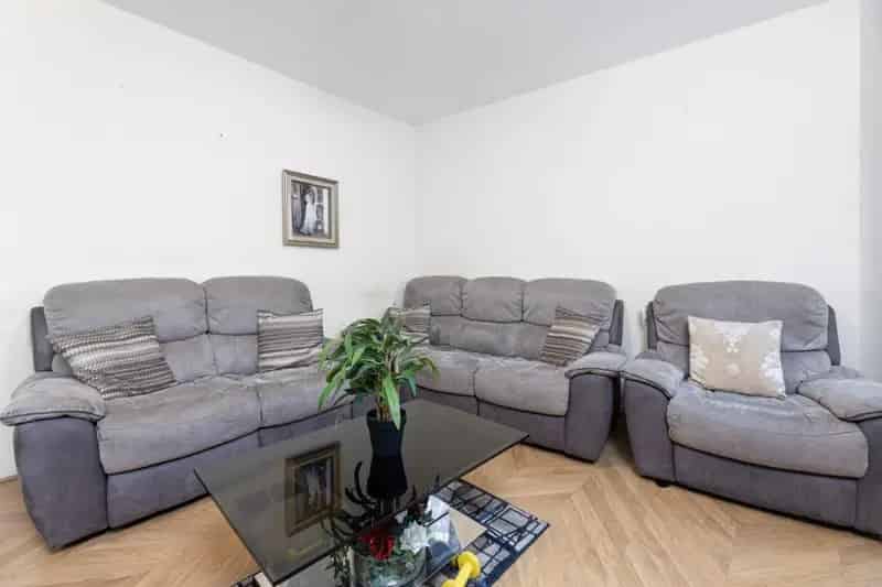 1 Bedroom Flat for Sale 646 SQ FT Camberwell