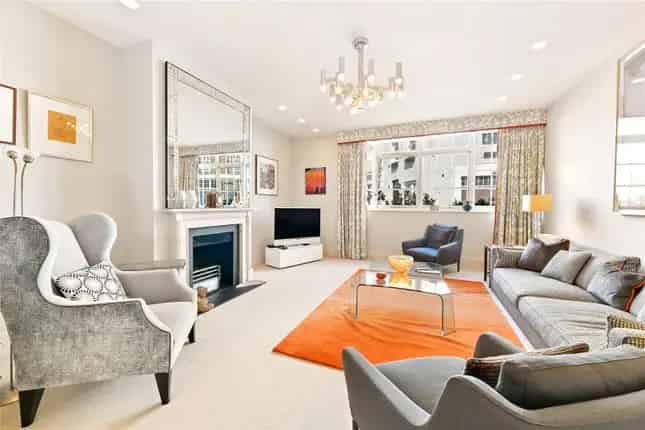 Hyde Park Gardens Mews House for Sale - 4 Bedrooms, Off-Street Parking