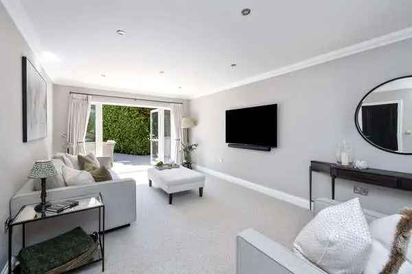Five Bedroom Family Home West Byfleet Surrey
