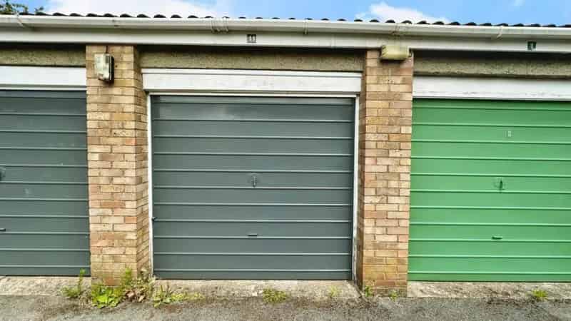 2 Bed Flat for Sale Near Bristol Centre