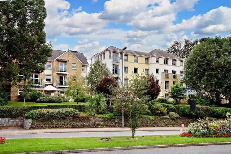 1 Bedroom Apartment for Sale