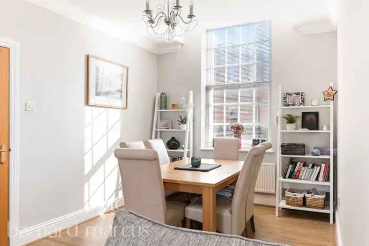 Clarendon Park Victorian Conversion Apartment 2 Beds 2 Baths